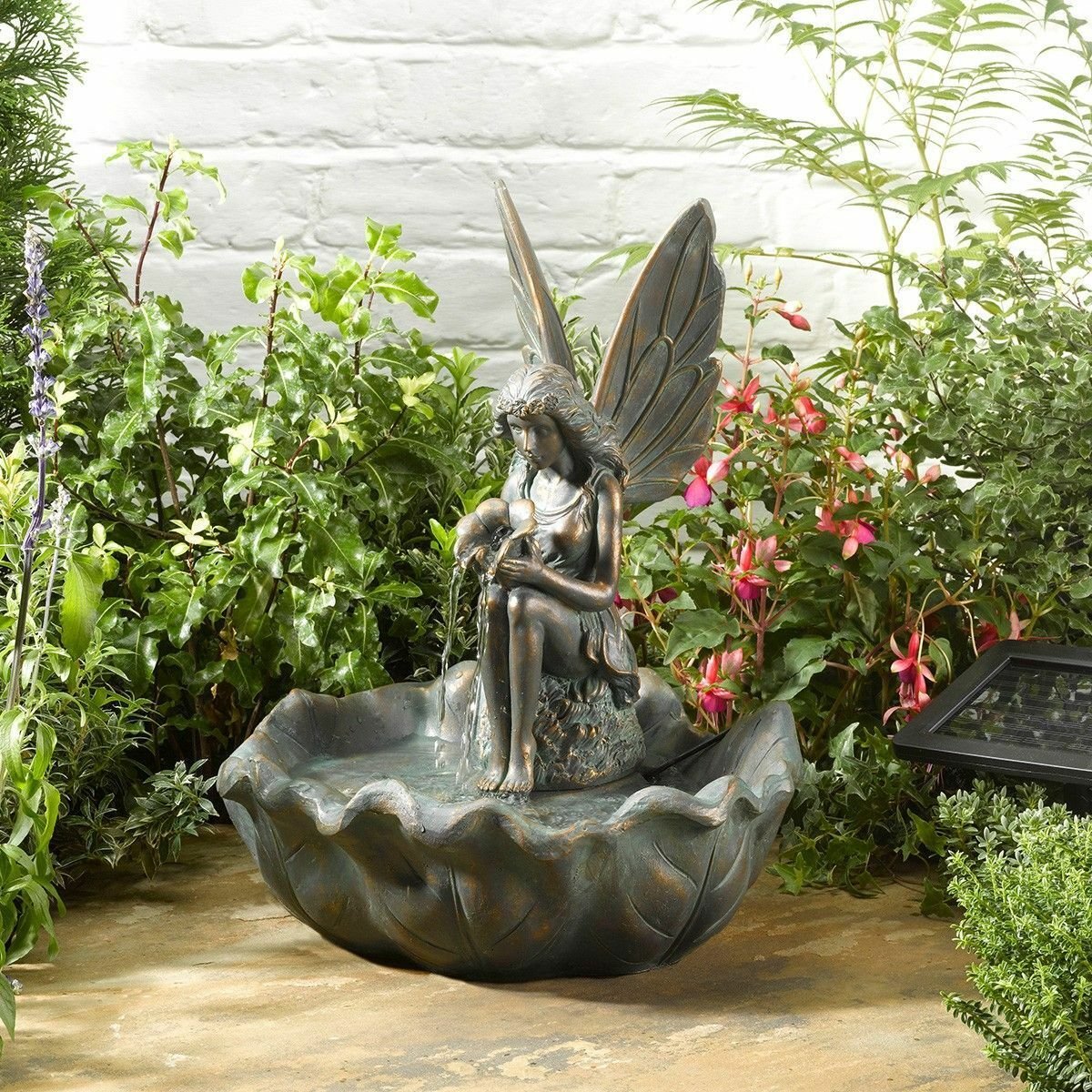 Solar Fairy with Leaf Water Feature image 3