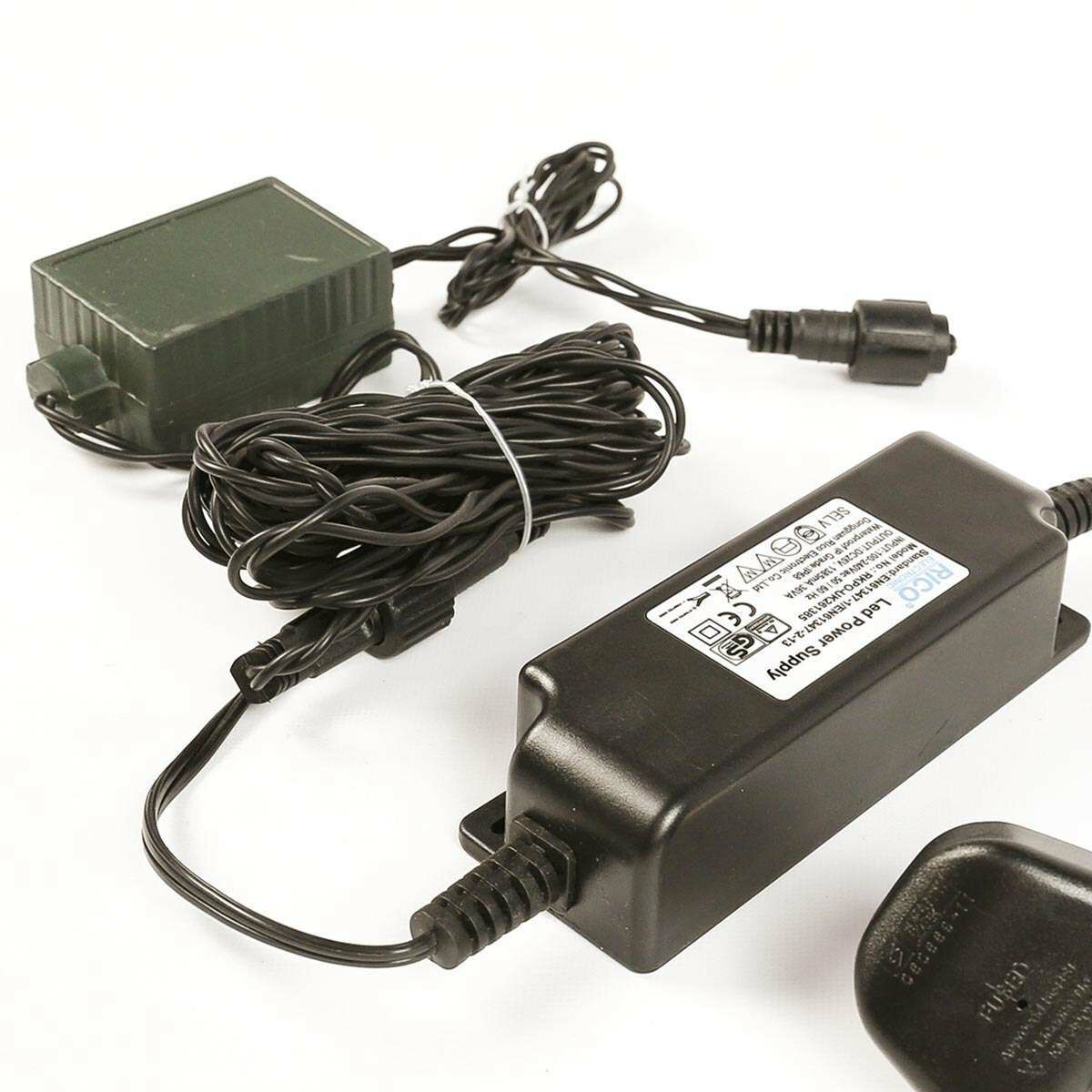 Medium Power Pack with Controller, 5m Green Cable - Powers up to 1600 LEDs image 4