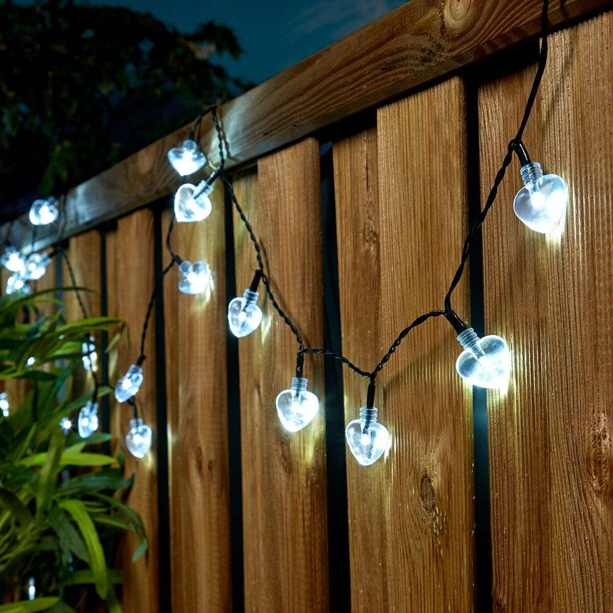5m Indoor & Outdoor Battery Heart Fairy Lights, White LEDs, Green Cable image 5