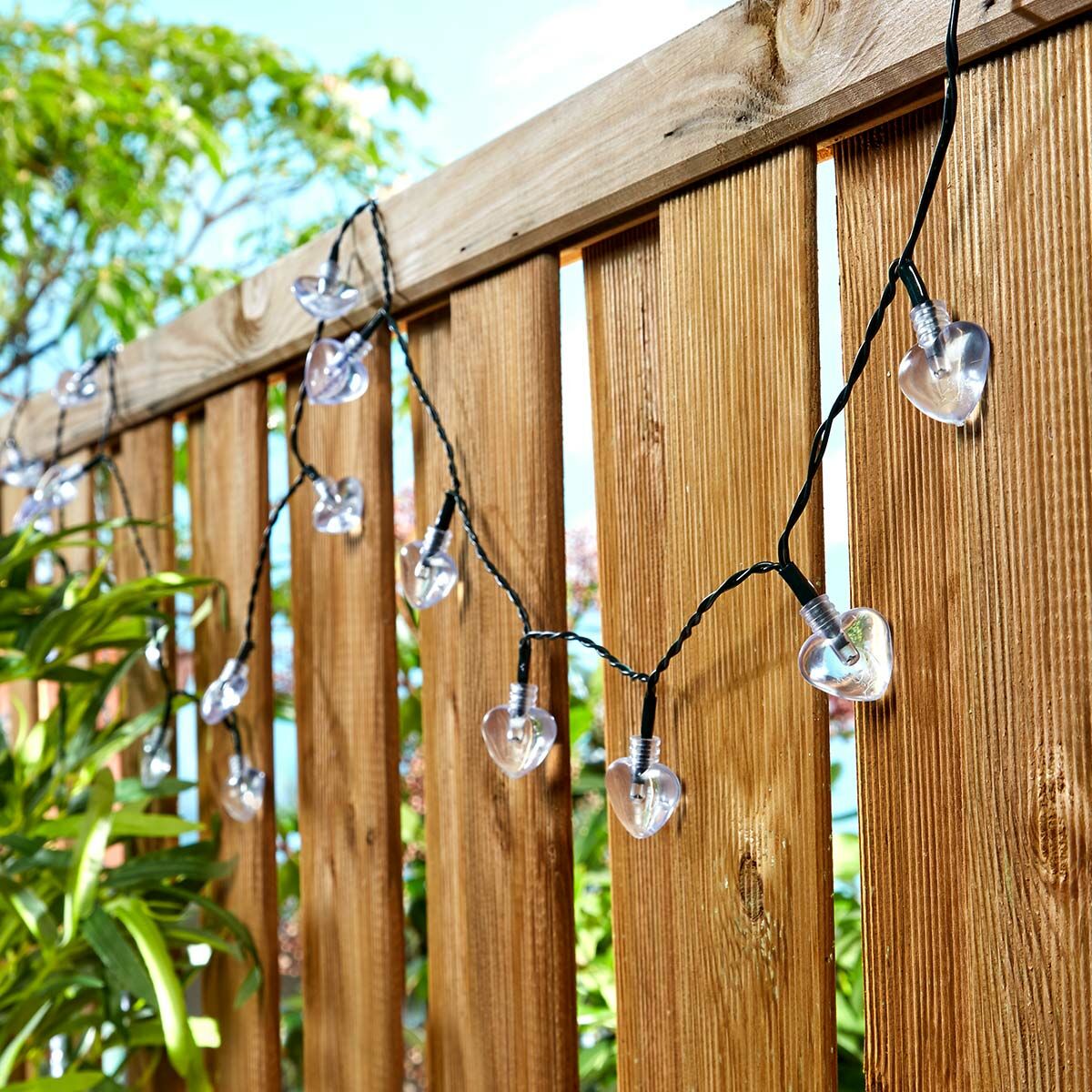 5m Indoor & Outdoor Battery Heart Fairy Lights, Warm White LEDs, Green Cable image 5