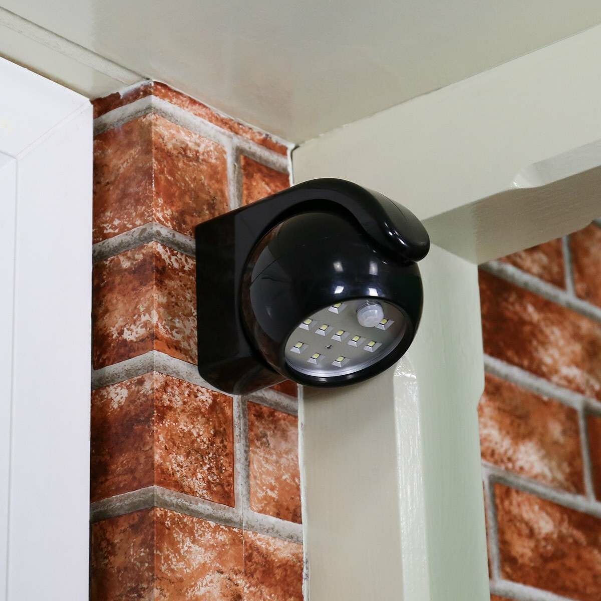 Outdoor Battery Operated Black Security Light with PIR Sensor image 8