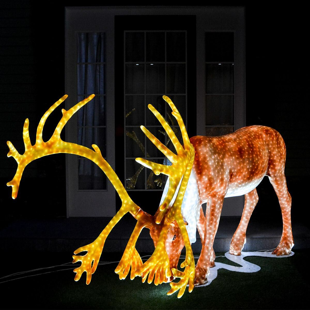 2.6m Outdoor Grazing Stag Reindeer Figure, 5600 White LEDs image 6