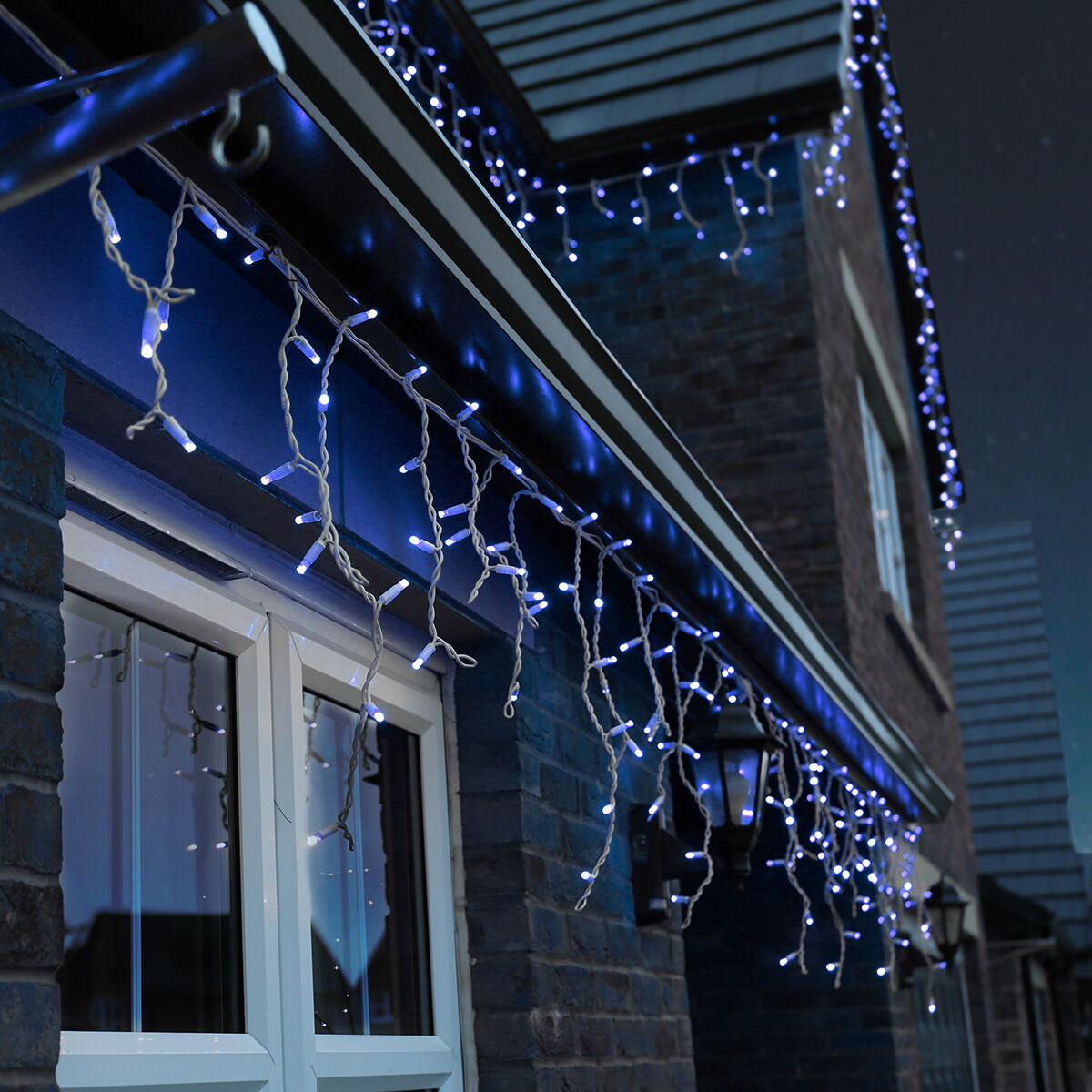 5m Blue Icicle Lights, Connectable, 120 LEDs, White Rubber Cable image 4