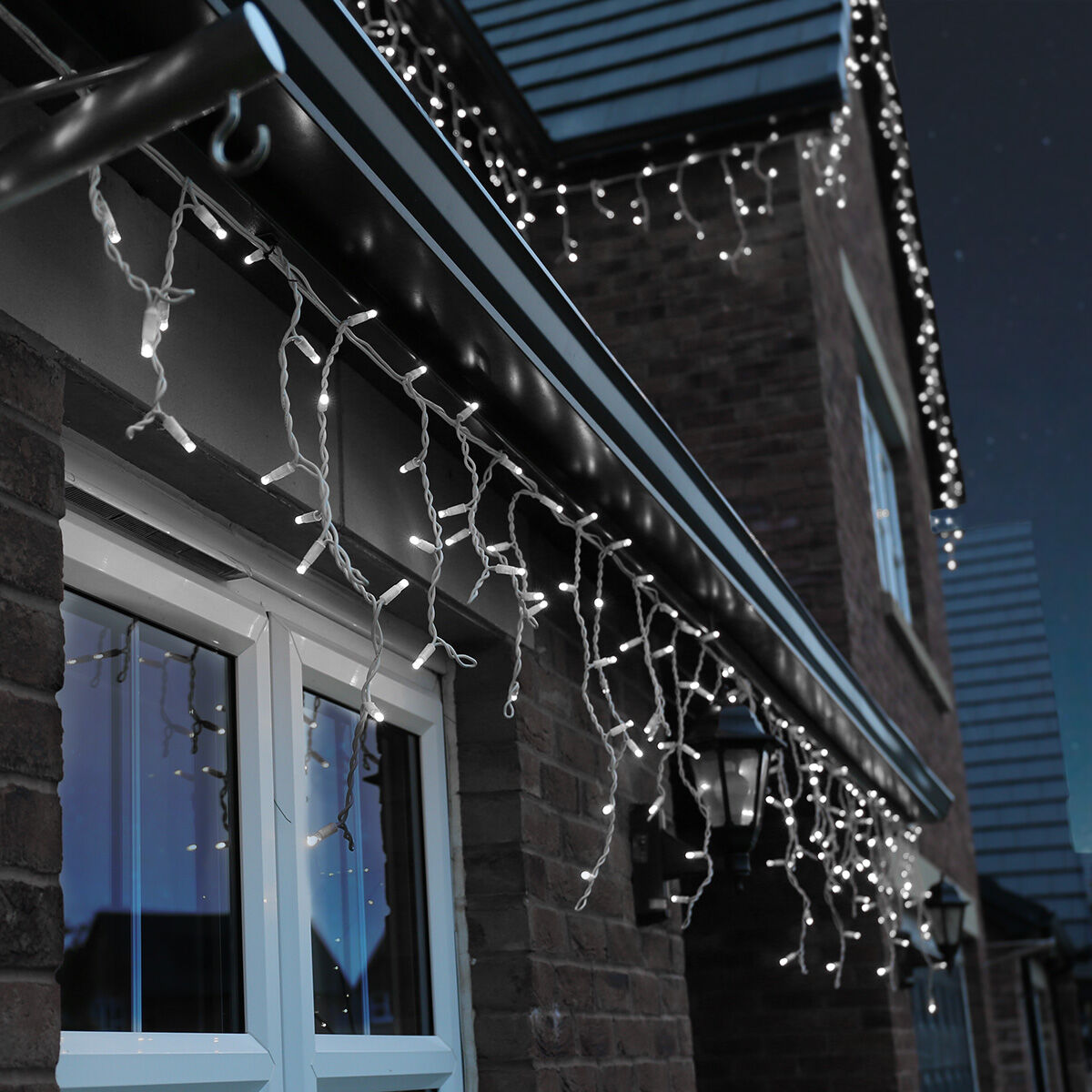 5m White Icicle Lights, Connectable, 120 LEDs, White Rubber Cable image 3