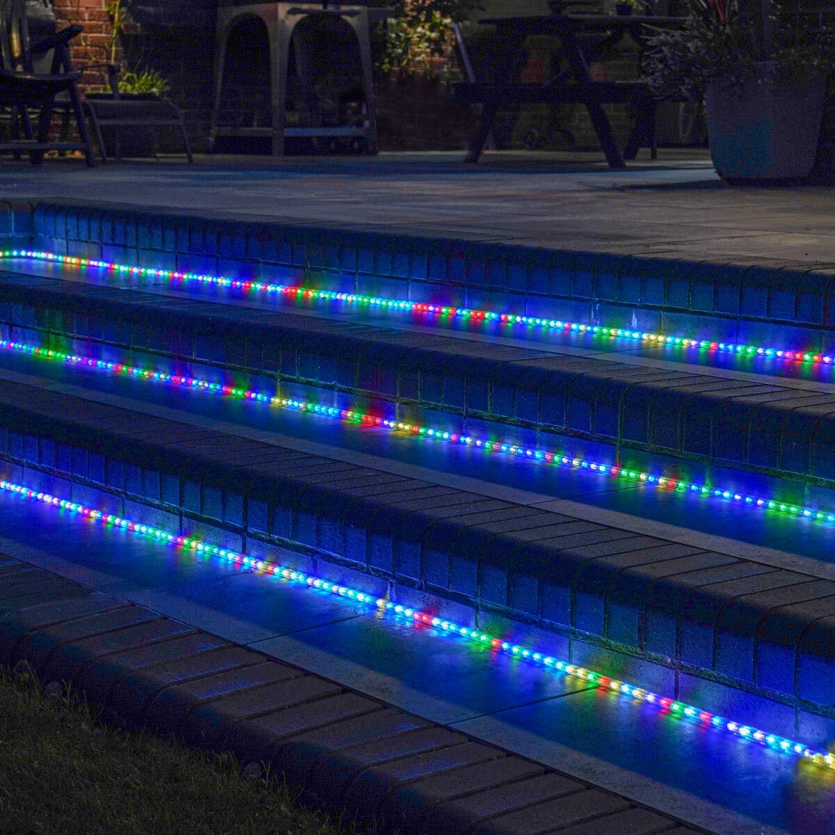 1m Outdoor Connectable Colour Select LED Rope Light image 1