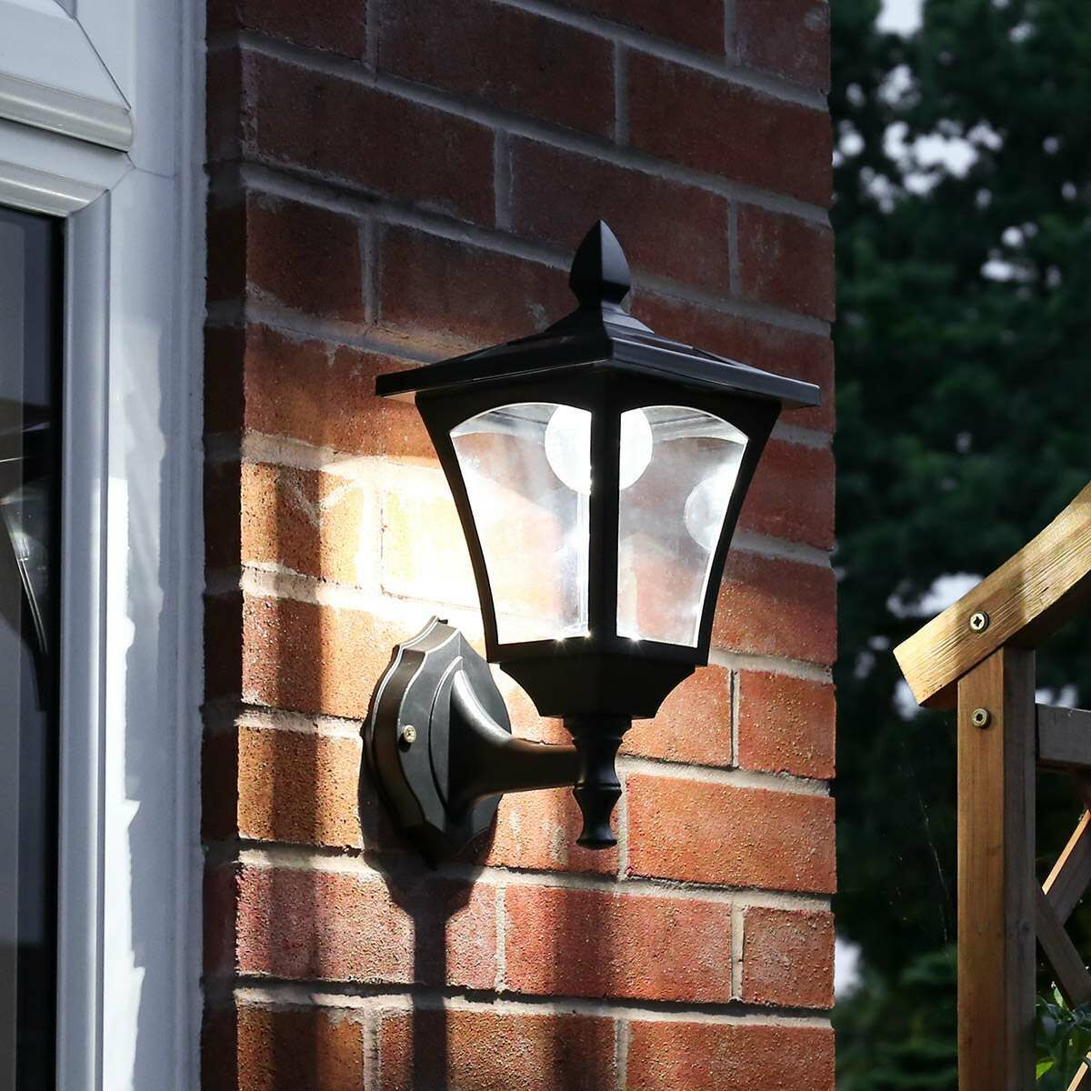 Outdoor Solar Security Wall Light, White LEDs, 34cm image 2