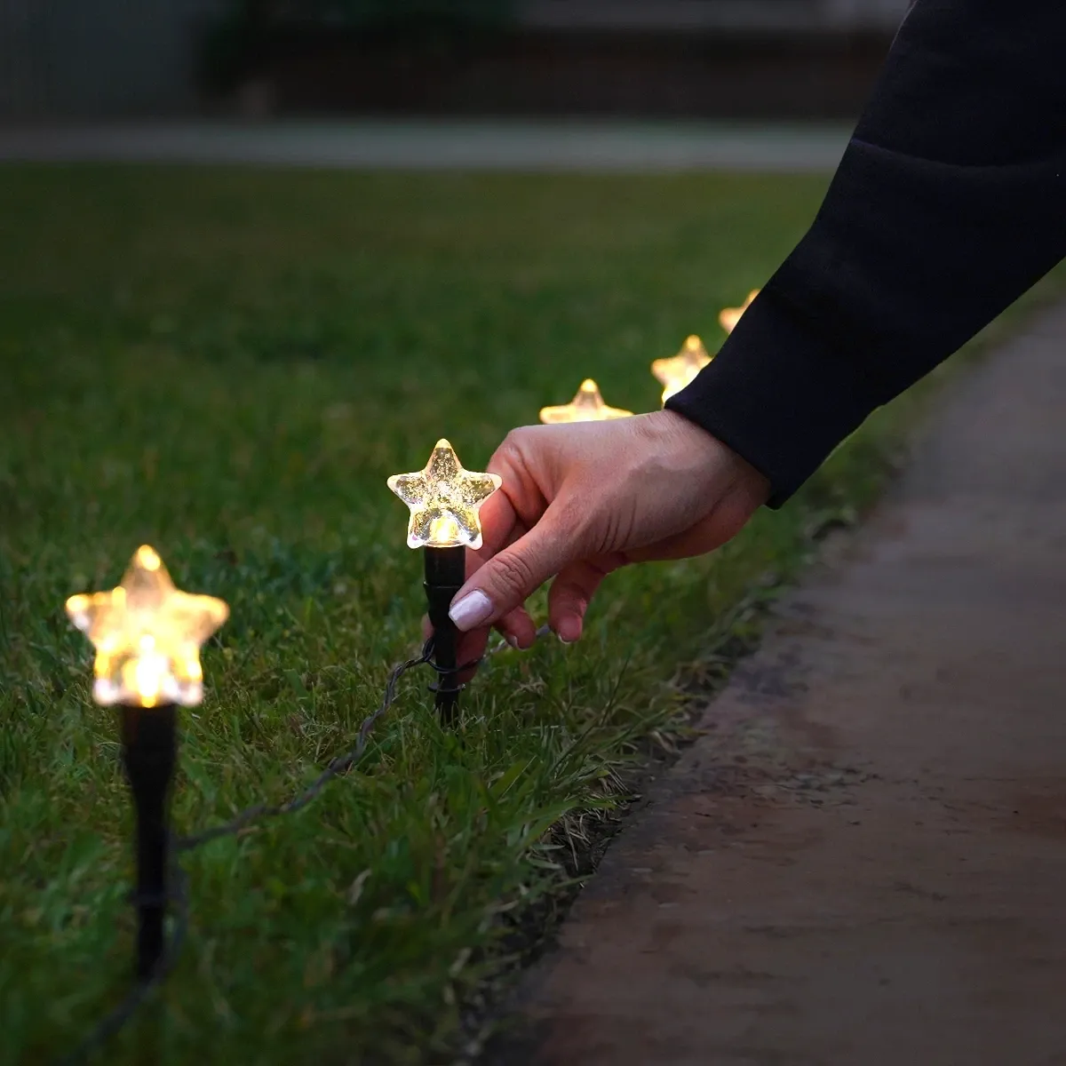 10 Star Stake Lights Battery Operated Christmas Garden Lights Warm White LEDs image 2