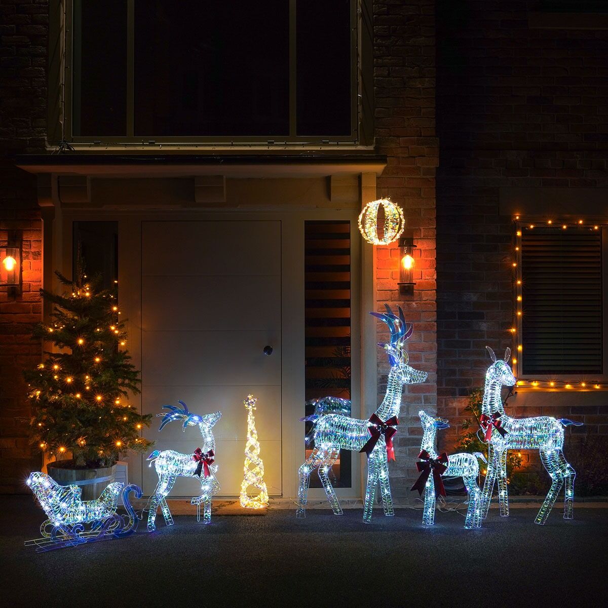 1.2m Outdoor Iridescent Reindeer & Sleigh Christmas Figure Set image 6