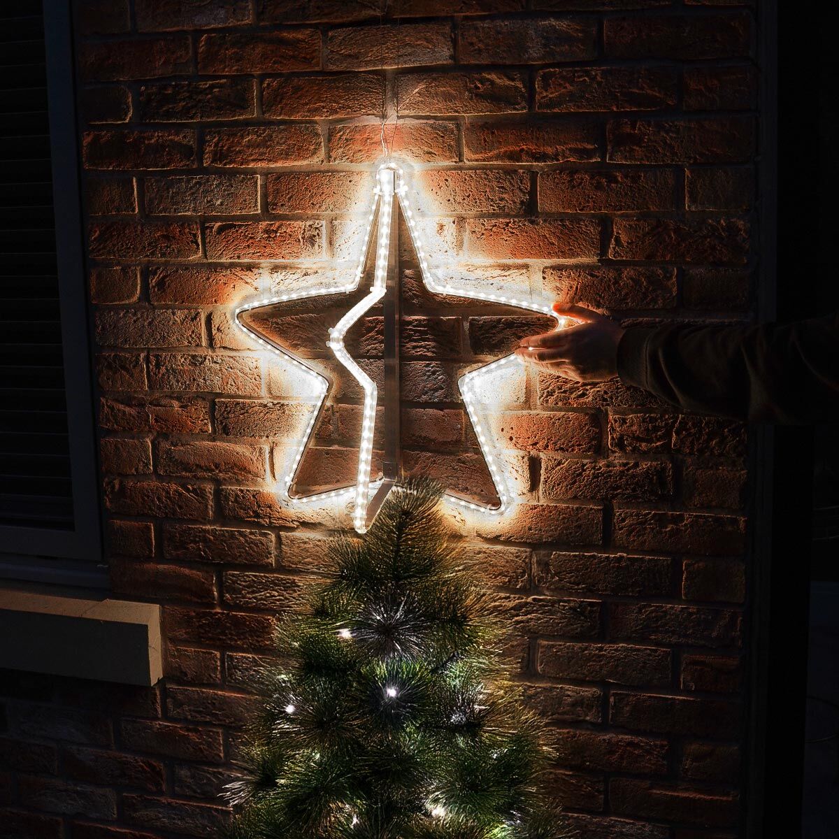 ConnectPro® 55cm White Star Light Outdoor Silhouette image 5